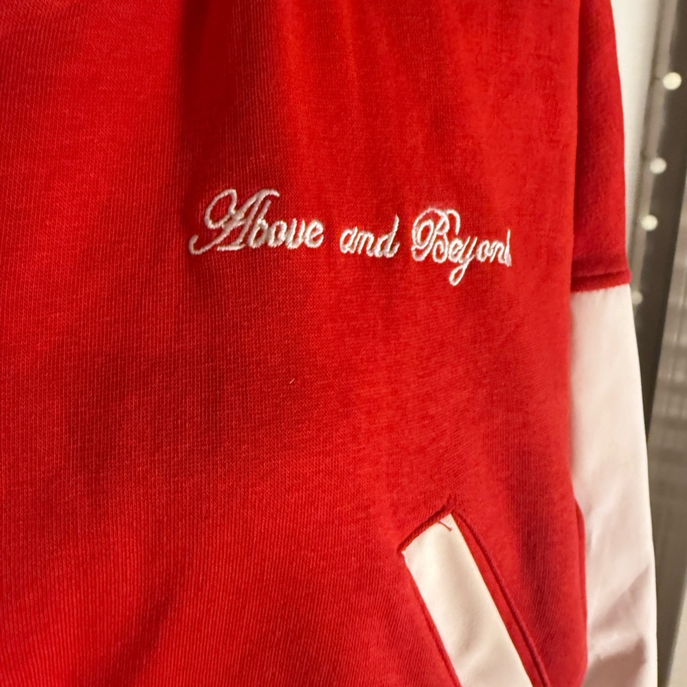 PrettyLittleThing Red Varsity Jacket with White Sleeves - Picture 3 of 8